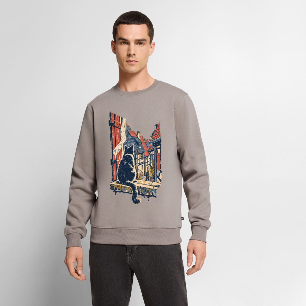 Altstadt-Katze – Männer Premium Pullover - by Artful Alchemist