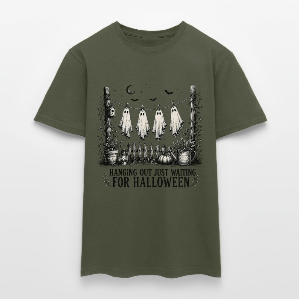 Hanging Out Just Waiting For Halloween - Männer T-Shirt - Militärgrün